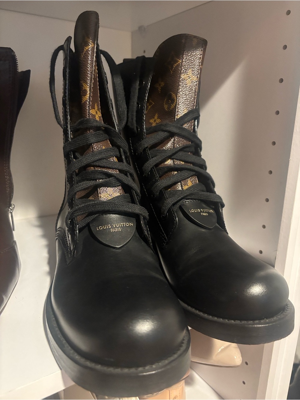 ⚡️⚡️Louis Vuitton Metropolis flat Ranger boots - Picture 4 of 10